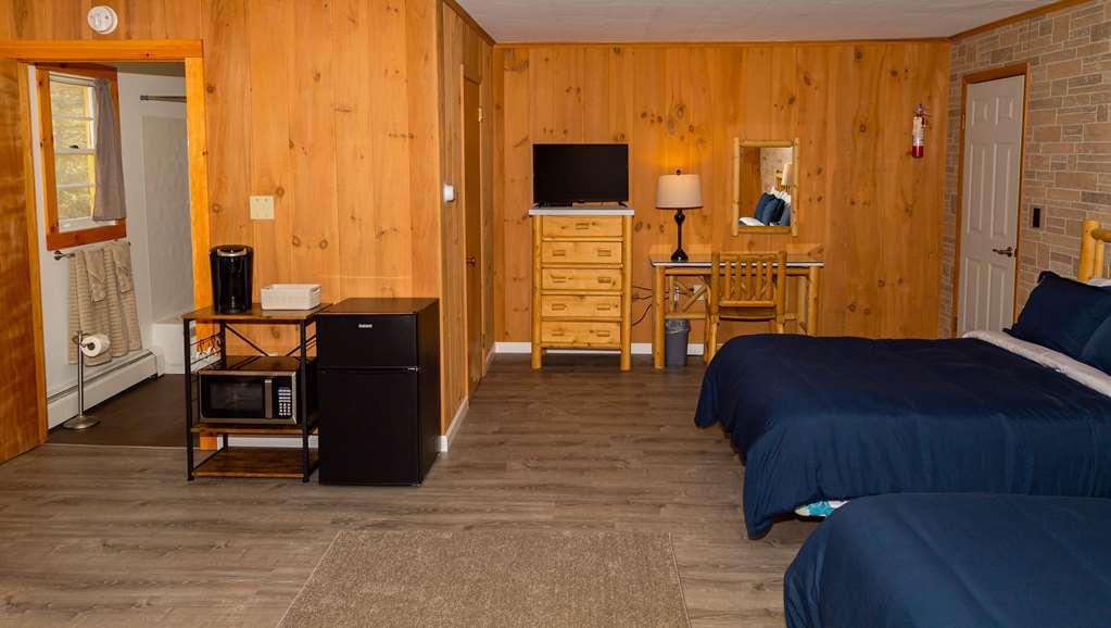 North Creek Lodge At Gore Mountain Bakers Mills Room photo